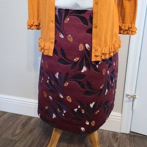 Ann Taylor Burgundy Floral Skirt Size 14P